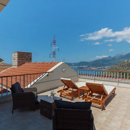 Carsko Selo Blizikuce * Budva